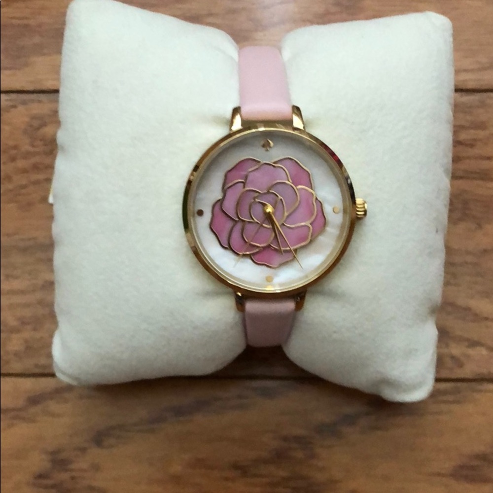 Kate Spade - Picture 3 of 4